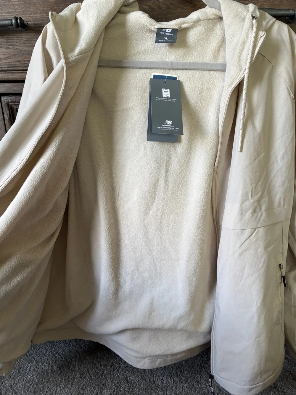 New Balance Women's Light Cream Hooded Utility Jacket - Picture 6 of 6